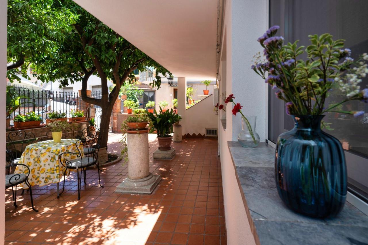 Diomira Apartment Taormina Exterior foto